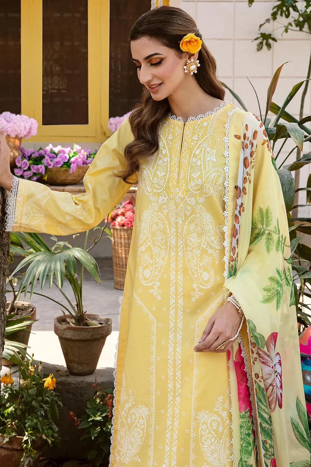 Afrozeh Rangreza Summer Edit Lawn Collection – Meraki