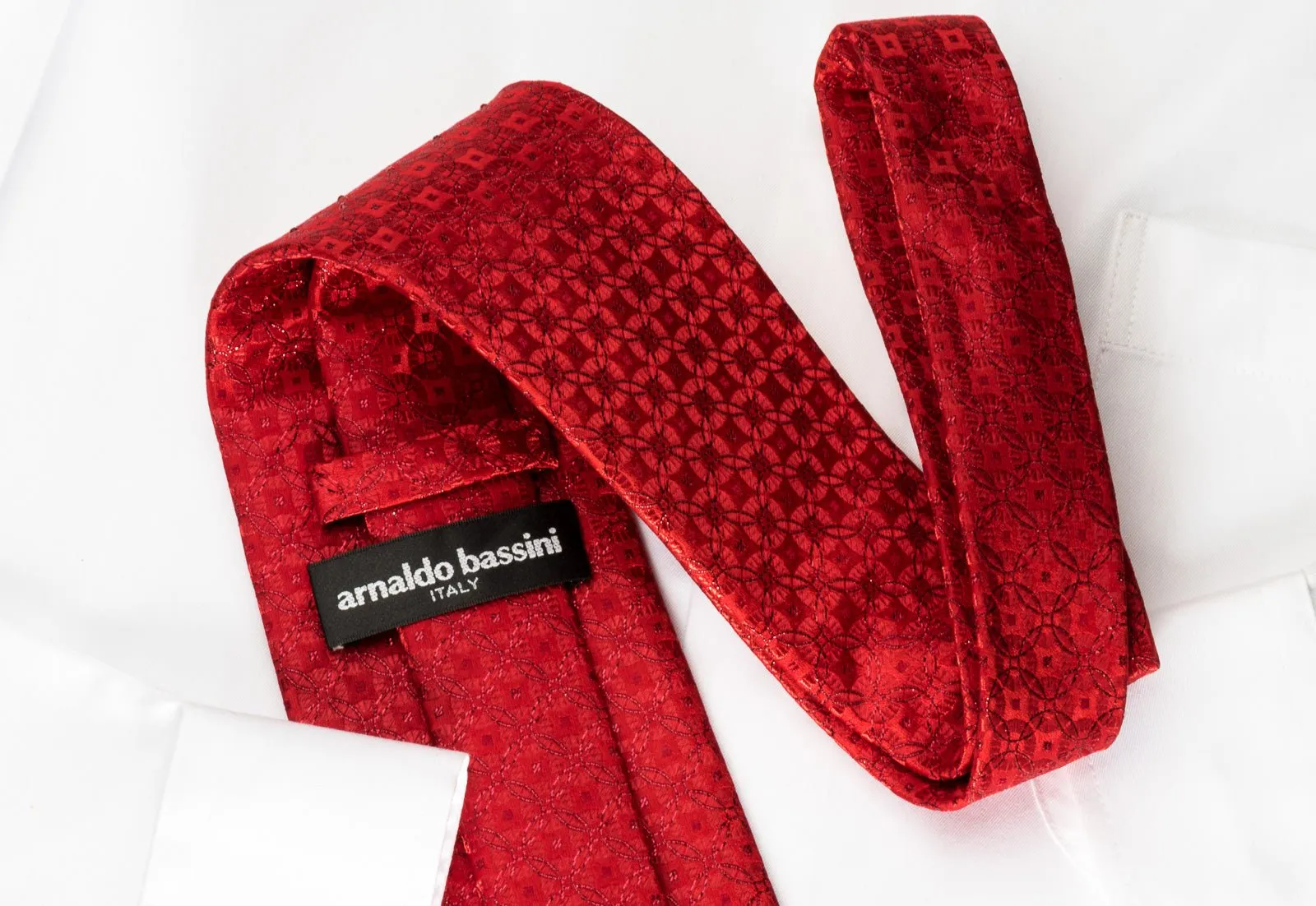 Arnaldo Bassini Silk Rhinestone Necktie Interlocking Circles On Red With Red Sparkles