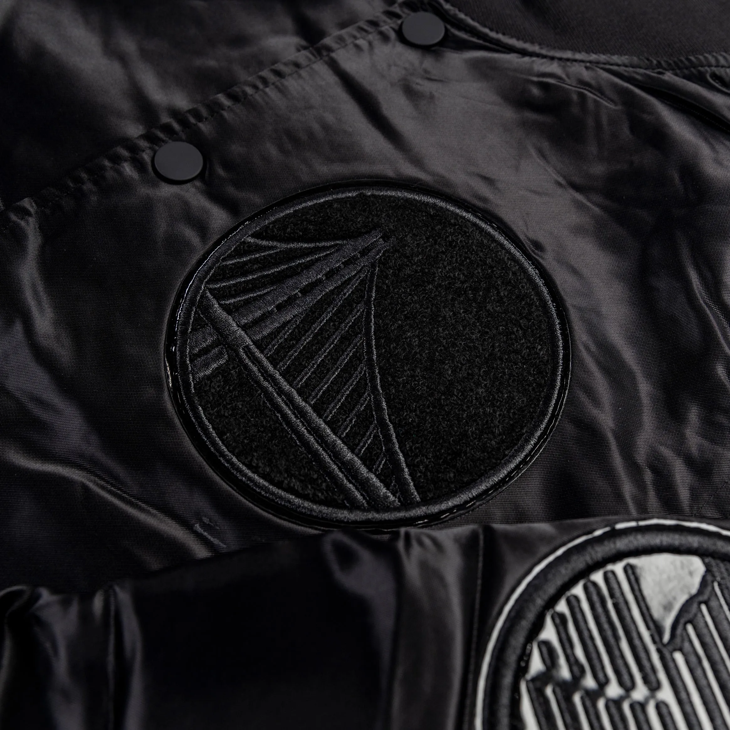 Golden State Warriors Triple Black Satin Mens Jacket (Black)