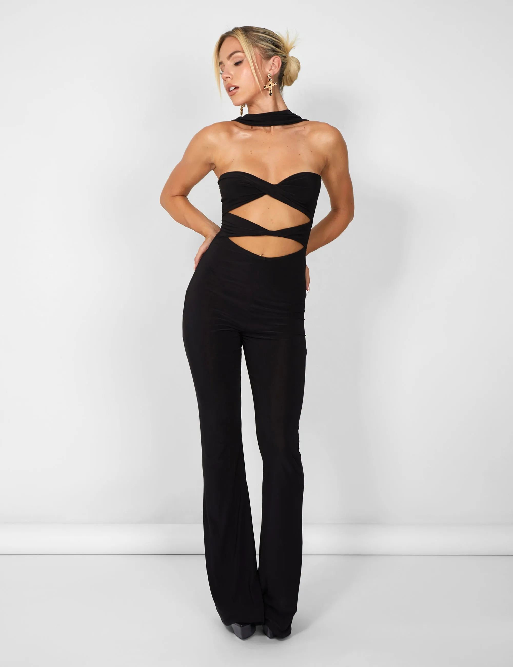 Kaiia Slinky Choker Cut Out Jumpsuit in Black