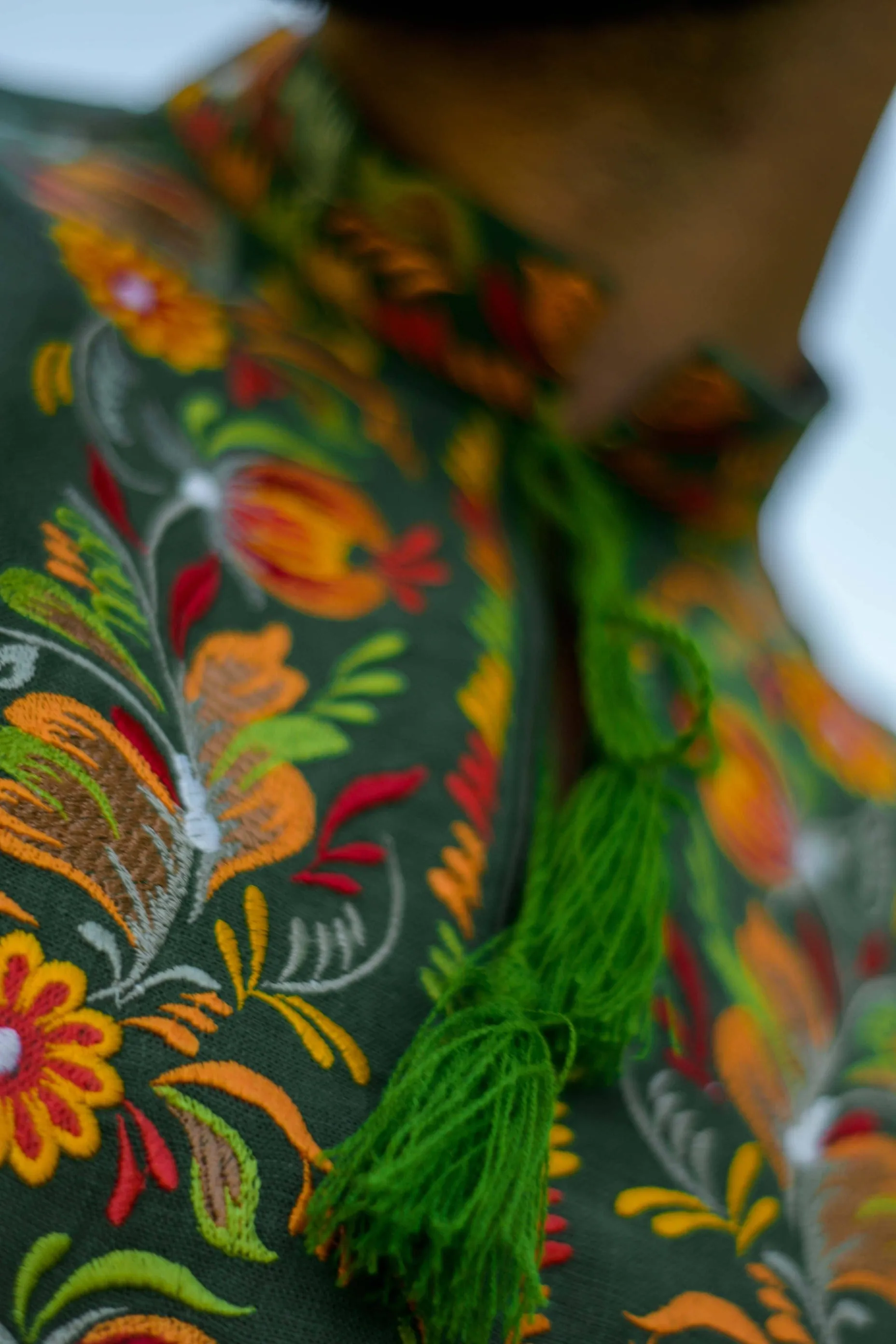 Men's linen embroidered shirt with long sleeves