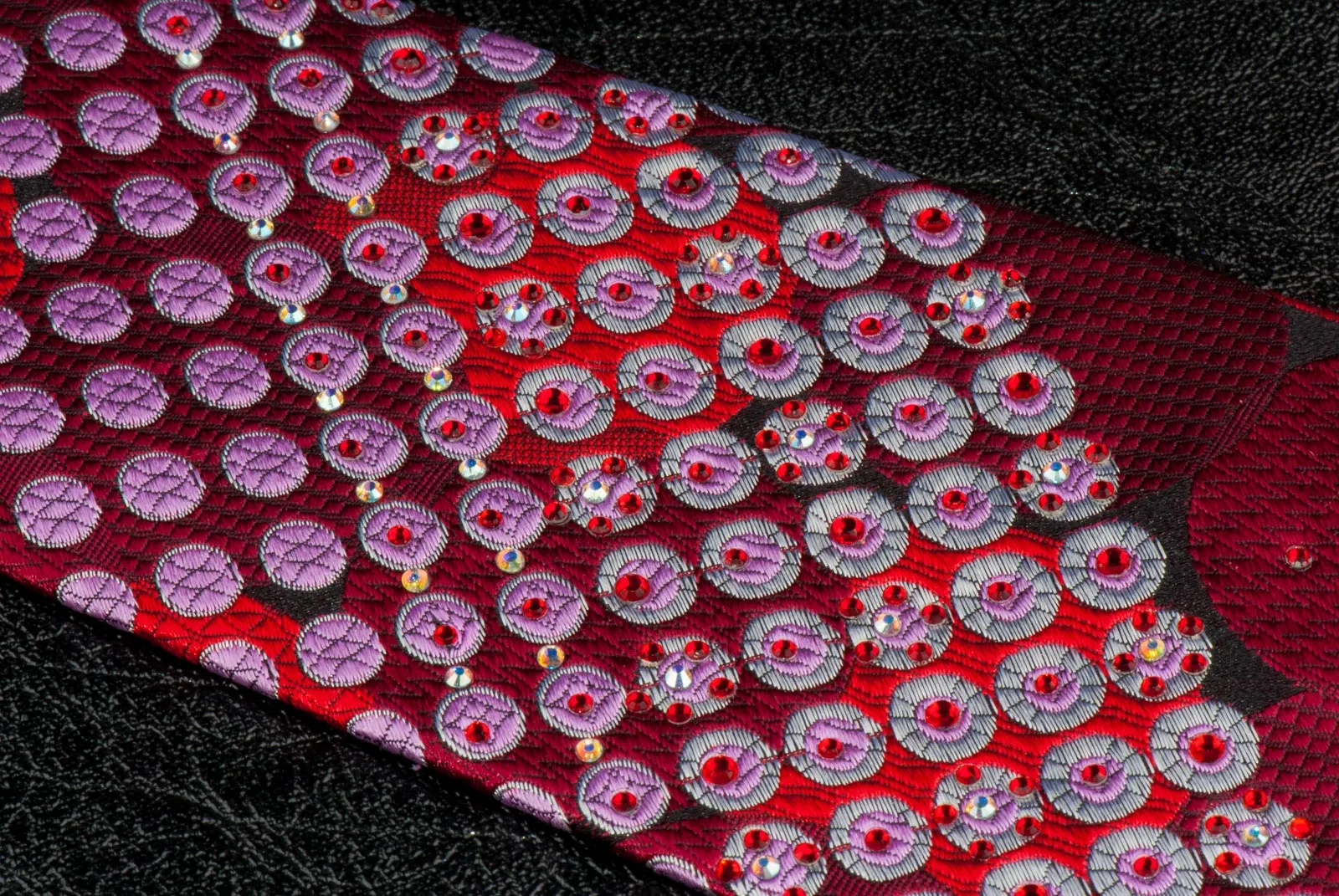 Metro City Mens Silk Neck Tie Red Burgundy Circles & Dots With Rhinestones
