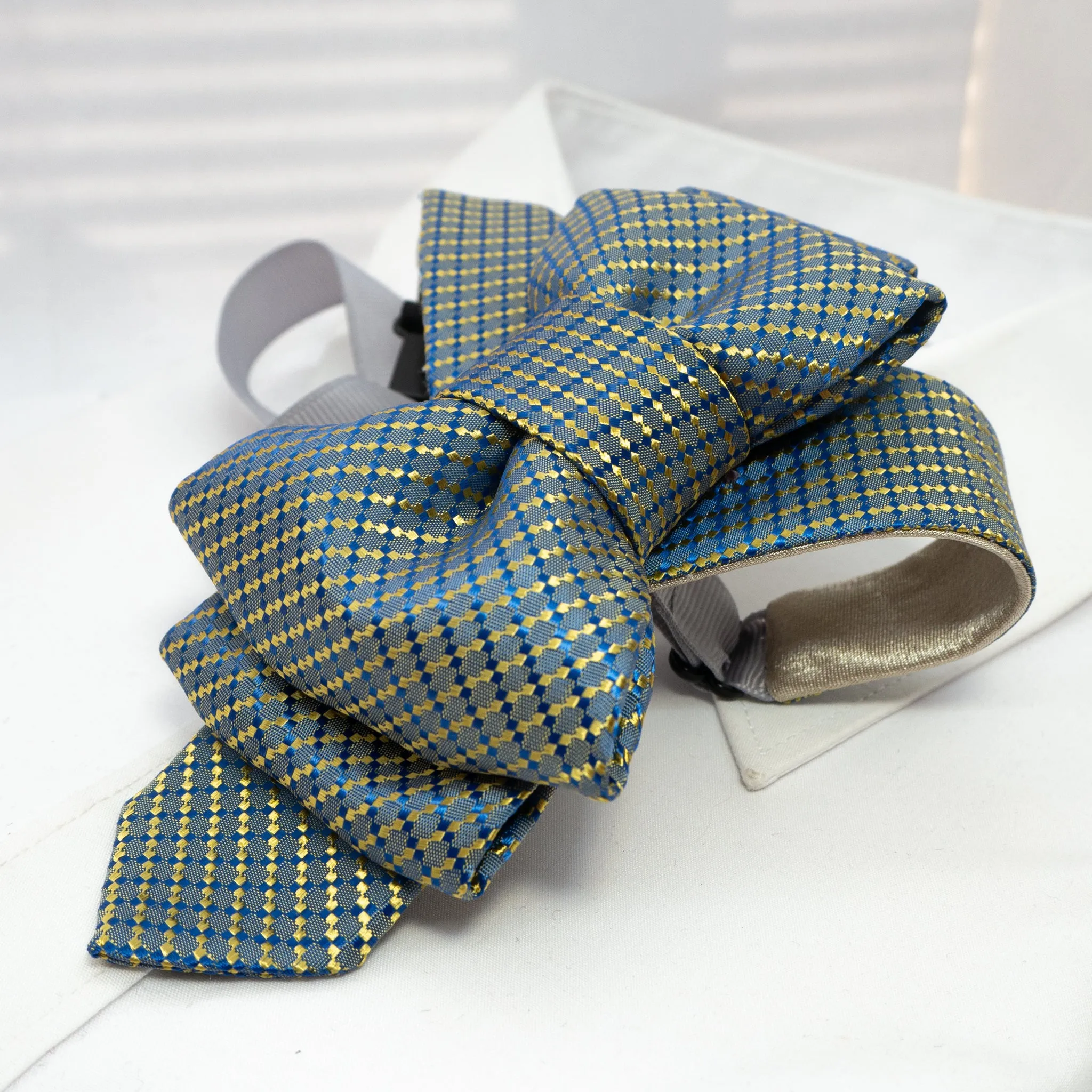 NECKTIE "DREAM"