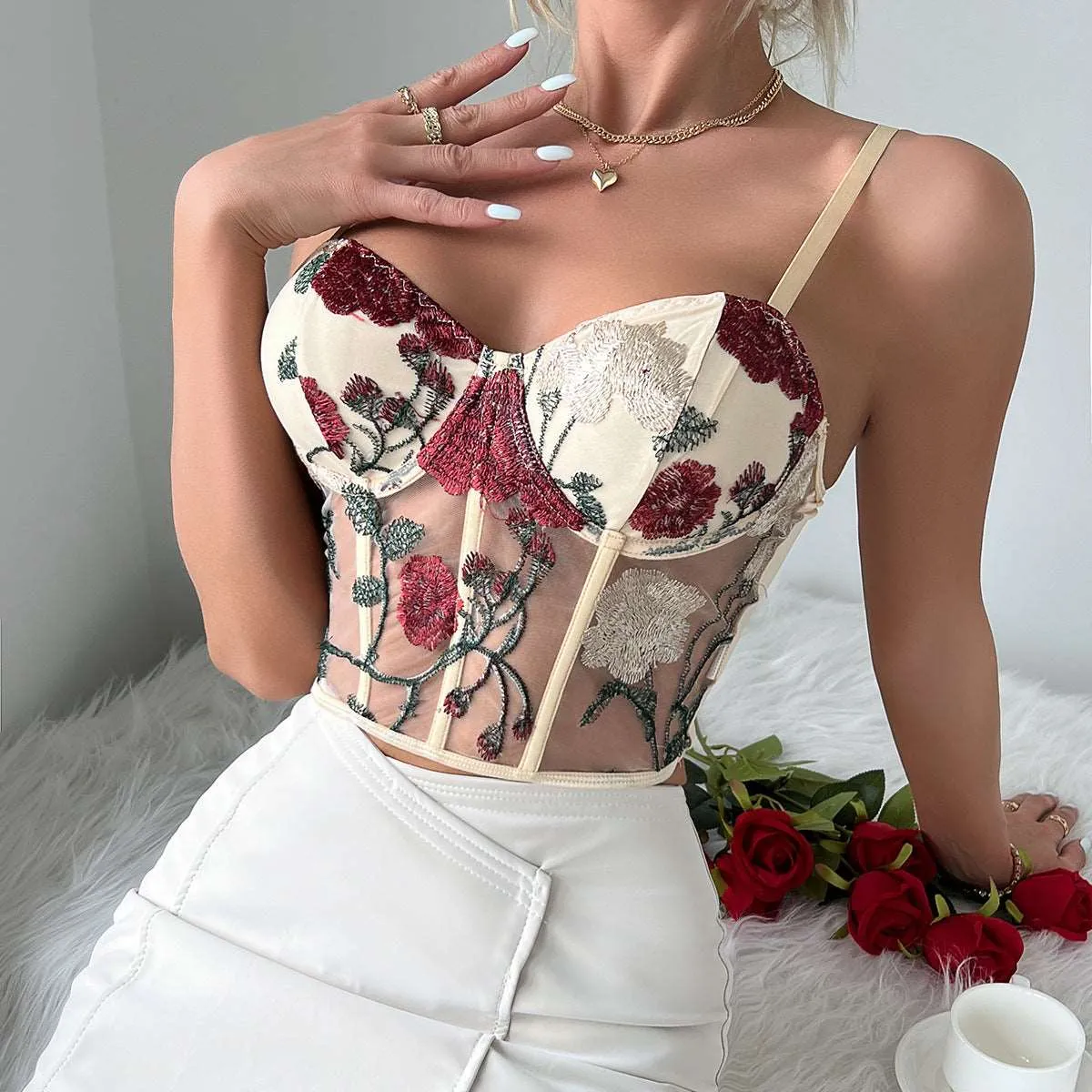Women's Retro Net Yarn Flowers Embroidered Corset Strap Top